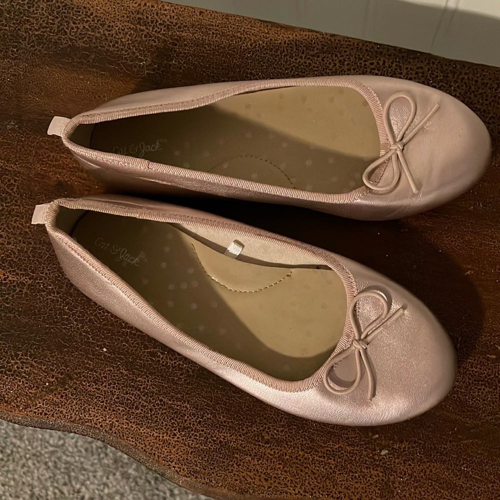 Cat & Jack slipper shoes